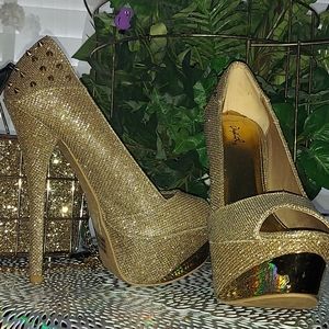 Gold Platform Open Toe Heel